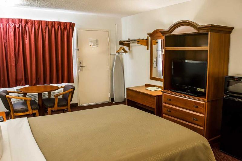 Econo Lodge Selma Ngoại thất bức ảnh